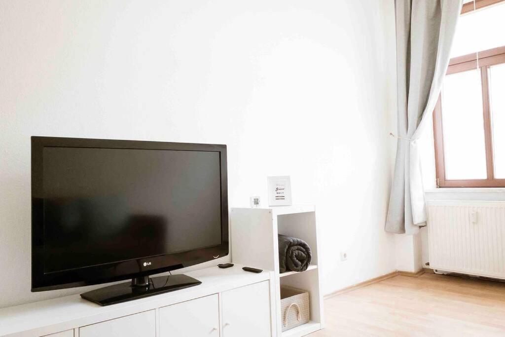 Top Moderne Wohnung In Leipziger Altbau - Netflix Inklusive Eksteriør billede